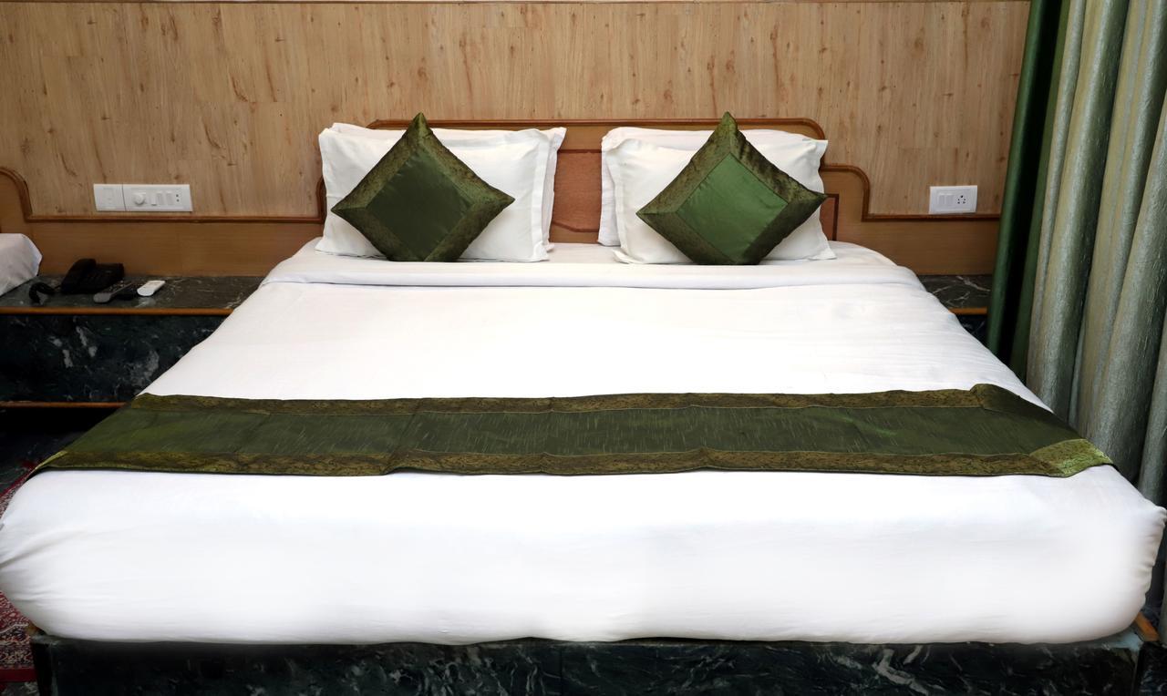 Oyo 22075 Hotel Bali Palace Katra  Extérieur photo