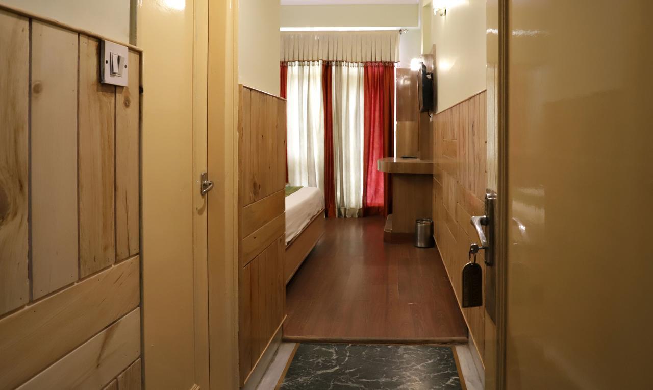 Oyo 22075 Hotel Bali Palace Katra  Extérieur photo